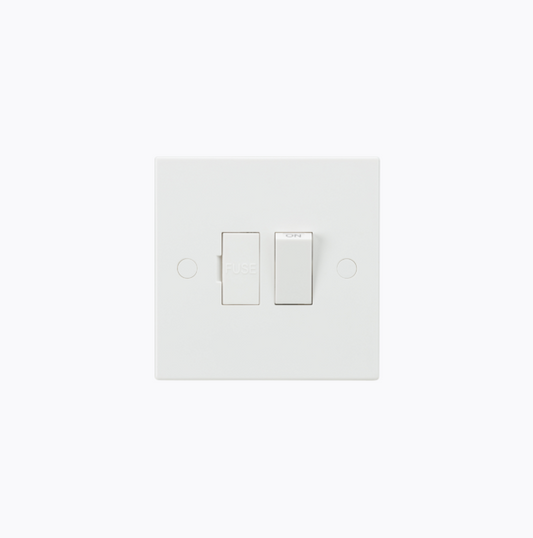 SN6300 - Knightsbridge - 1G switched fuse spur unit 13A