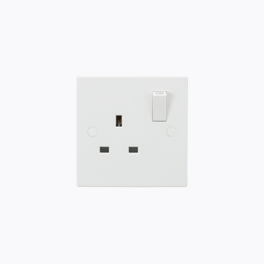 SN7000 - Knightsbridge - 13A 1G DP switched socket